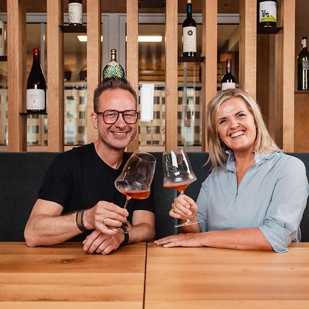 Mons Suites Wine Passion Tannheim Eksteriør billede