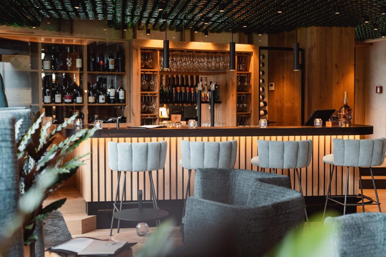 Mons Suites Wine Passion Tannheim Eksteriør billede